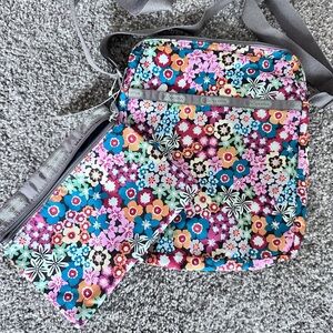 Lesportsac Pink and Blue Crossbody Bag Floral Design- Ardor Pastel NWT
